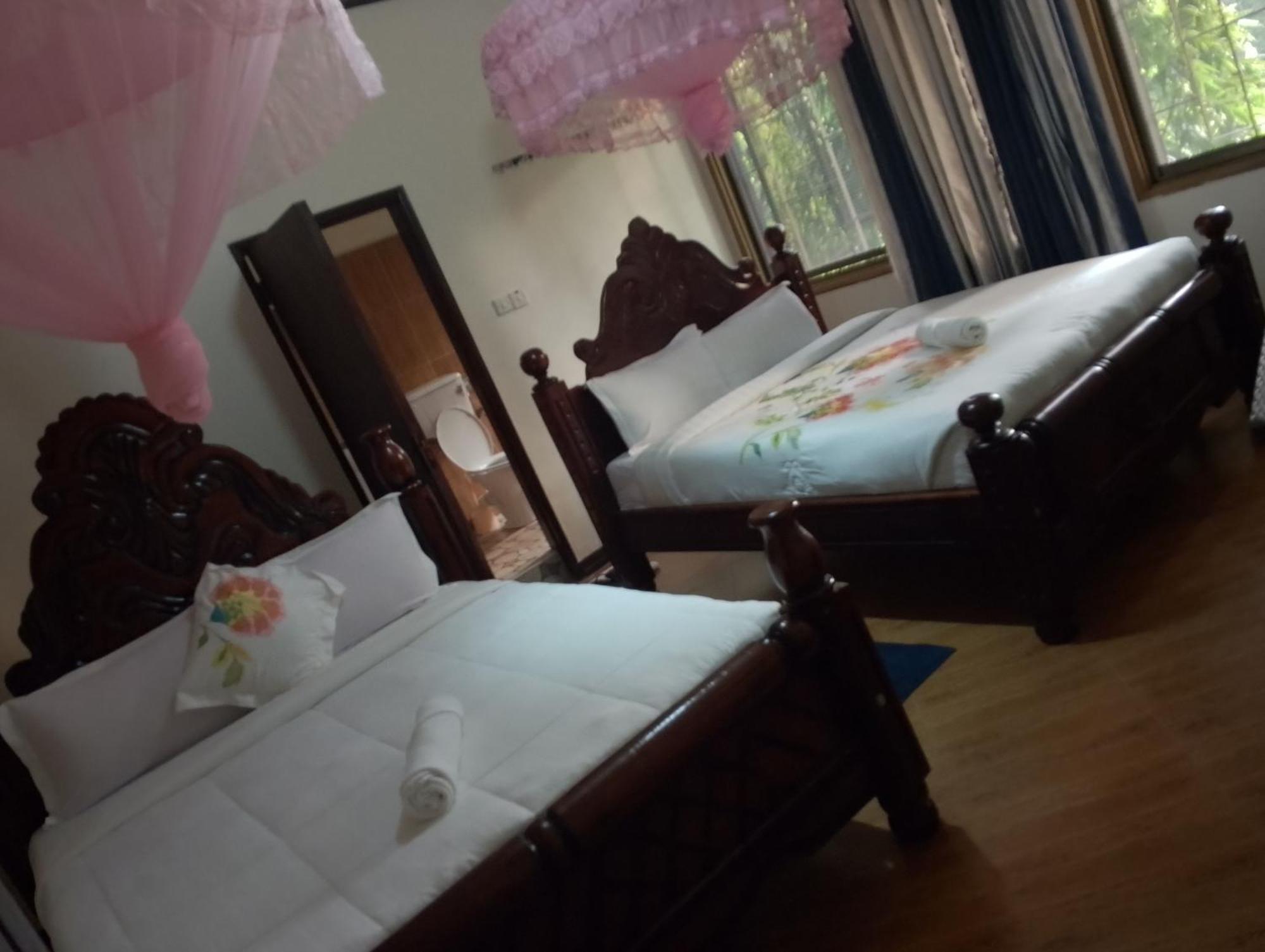 Discovery Courts Hotel Entebbe Exterior foto